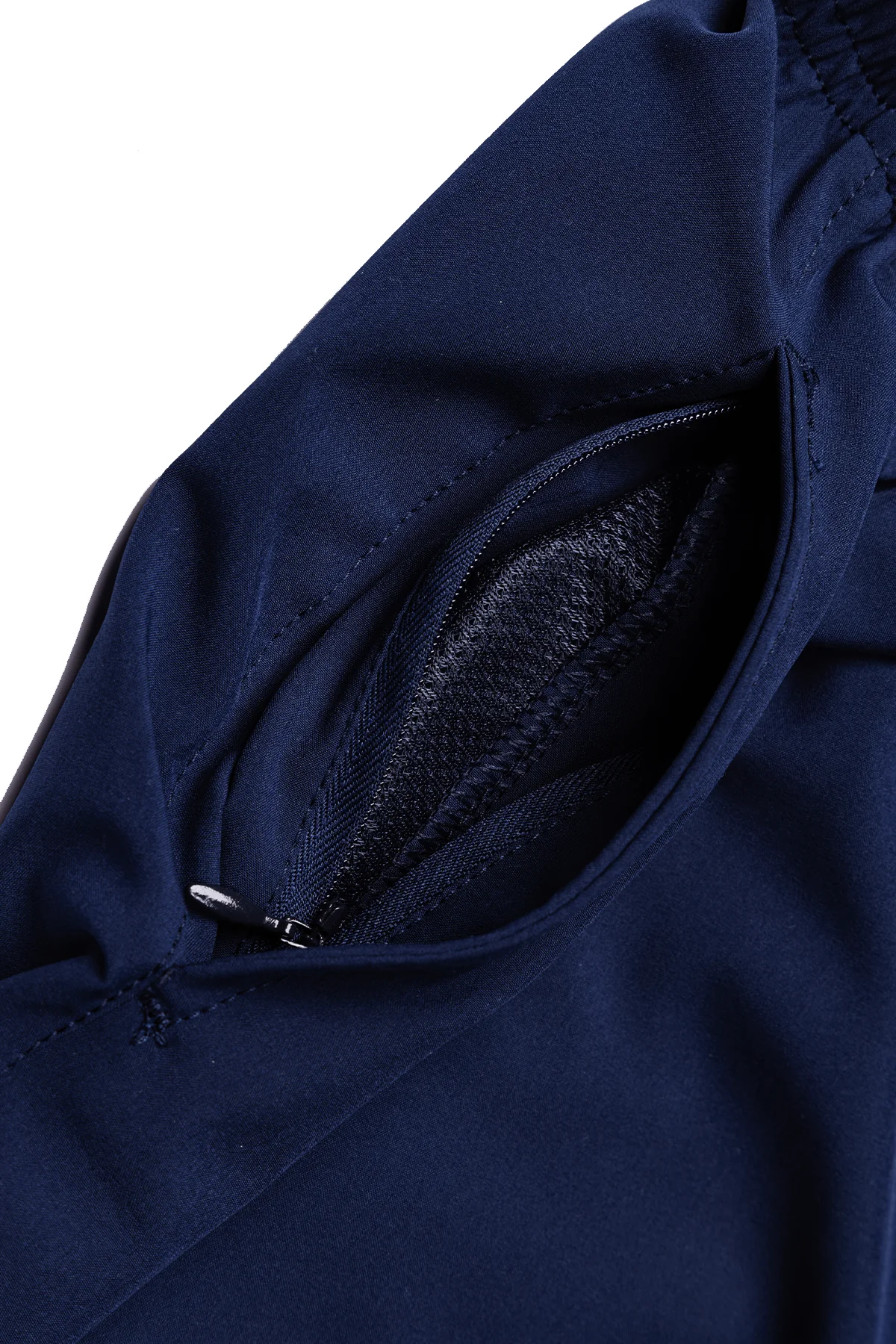 BOATHOUSE Men's Journey Shorts 2.0 - Image 3